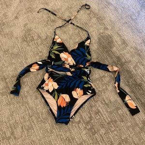 Kona Sol one piece bathing suit